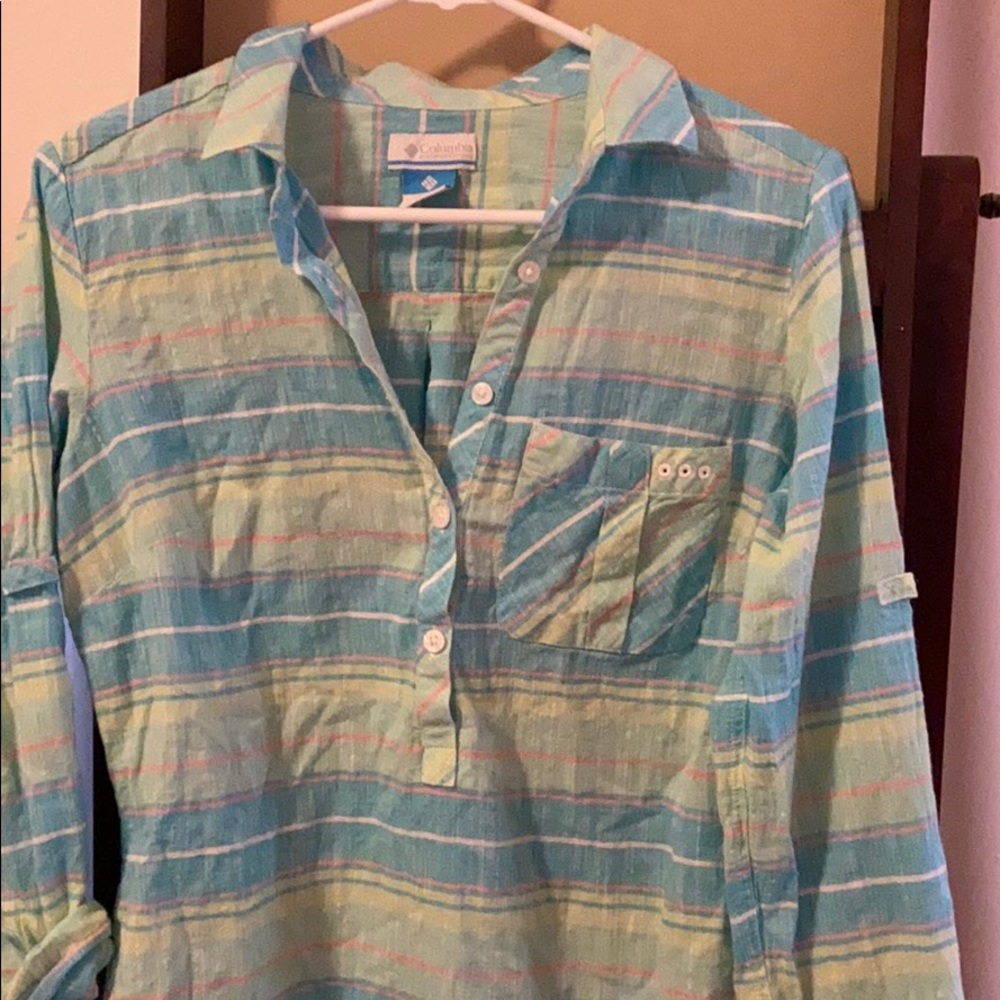 Columbia button down shirt